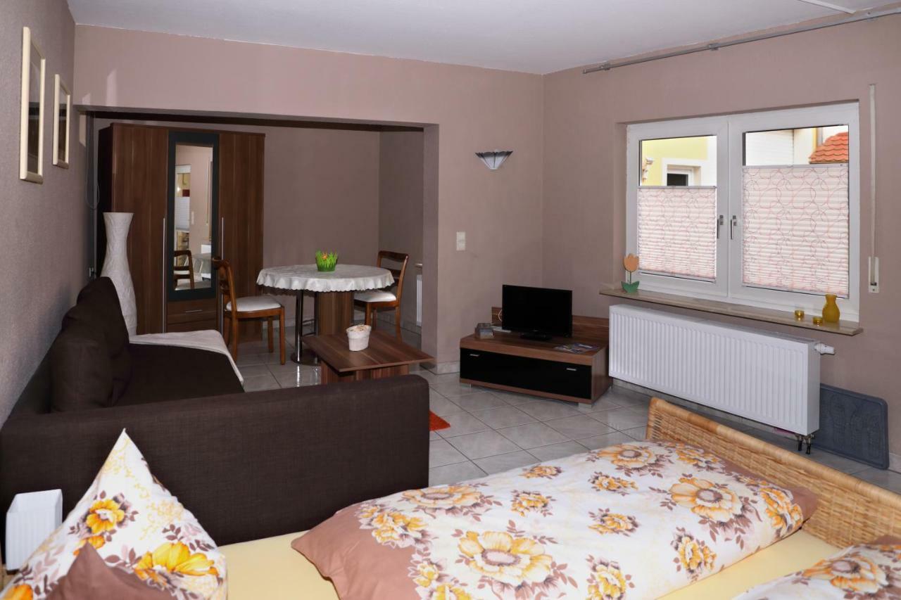 Ferienwohnungen Pension Aurora Kappel-Grafenhausen Bagian luar foto